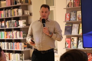 «Мне просто спросить». Иосиф Черняк – о современной стоматологии