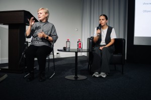 Лекция Карины Байрамовой «Как технологии создают возможности для занятости глухих и слабослышащих людей»