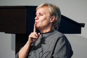 Лекция Карины Байрамовой «Как технологии создают возможности для занятости глухих и слабослышащих людей»