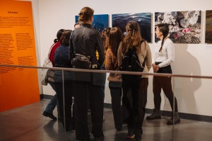 Инклюзивная экскурсия на русском жестовом языке по выставке «Я последняя пятилетка. Новое искусство Казани»