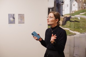 Инклюзивная экскурсия на русском жестовом языке по выставке «Я последняя пятилетка. Новое искусство Казани»