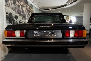 Автомобиль президента — лимузин представительского класса ЗИЛ-41052