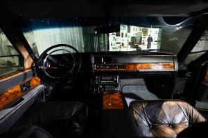 Автомобиль президента — лимузин представительского класса ЗИЛ-41052