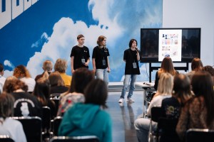 Награждение участников хакатона «Технологии в искусстве»