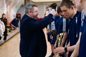 Награждение победителей XII Всероссийского турнира по индорхоккею среди юношей 2009–2010 годов рождения «Кубок Ельцина 2025»