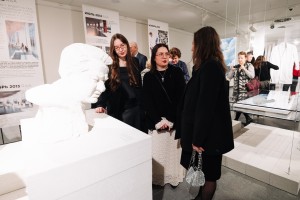 Выставка «10 лет в Центре»