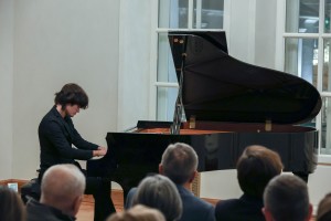 Концерт пианиста Ильи Папояна «Русские гении»