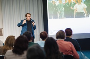 Лекция Кирилла Светлякова в Ельцин Центре об эстетике эпохи перестройки