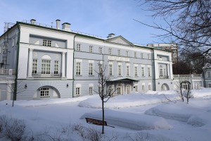 Усадьба. Малая Никитская. Зима. Фасад