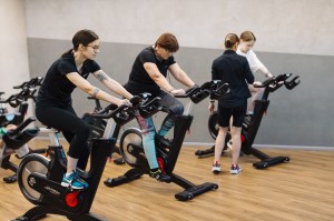 Перформативная тренировка в фитнес-клубе «Реформа»