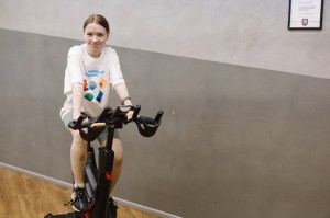 Перформативная тренировка в фитнес-клубе «Реформа»