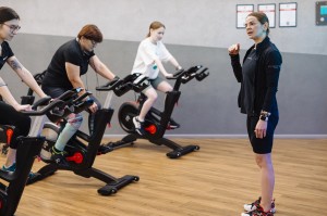 Перформативная тренировка в фитнес-клубе «Реформа»