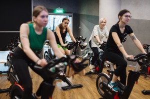 Перформативная тренировка в фитнес-клубе «Реформа»