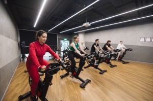Перформативная тренировка в фитнес-клубе «Реформа»