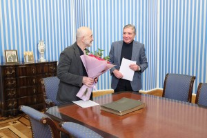 Давлатназар Худоназаров, Александр Дроздов. Передача архива А.А. Бобринского Президентскому центру Б.Н. Ельцина