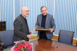 Давлатназар Худоназаров, Александр Дроздов. Передача архива А.А. Бобринского Президентскому центру Б.Н. Ельцина