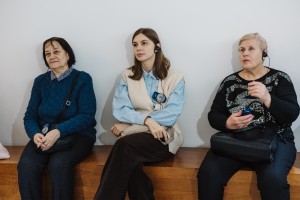 Экскурсия по выставке «Хрустальный праздник: посуда новогоднего стола»