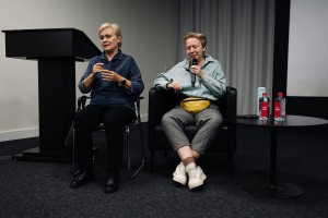 Лекция Екатерины Мигицко о профессиональном театре глухих