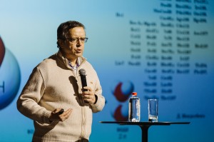 «Космос в центре внимания». Лекция Дмитрия Вибе «Из чего состоит космос?»