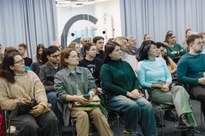 Лекция Анны Новиковой «Как город регулирует эмоциональное благополучие жителей и туристов»