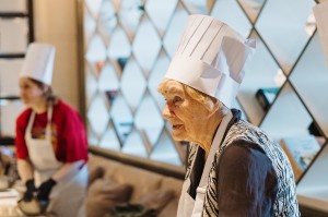 Благотворительный кулинарный мастер-класс. Творожное печенье по рецепту Наины Ельциной