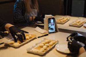 Благотворительный кулинарный мастер-класс. Творожное печенье по рецепту Наины Ельциной