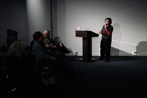 Лекция Полины Колозариди «Интернет в эпоху ИИ: как цифровая среда становится инструментом»