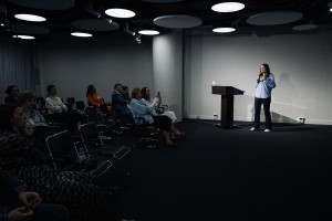 Лекция Анны Андрейченко «Код здоровья. Как ИИ переписывает медицину» в Ельцин Центре