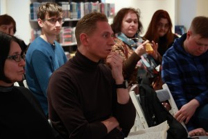 Лекция Руслана Червякова «Трудный октябрь было ли неизбежно противостояние (1992–1993)»