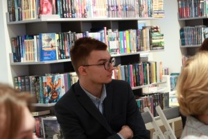 Лекция Руслана Червякова «Трудный октябрь было ли неизбежно противостояние (1992–1993)»