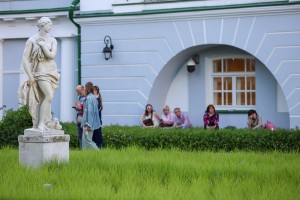 Концерт «Бездомная музыка». Алиса Тен и Руст Позюмский