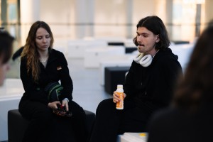 Встреча участников музыкальной резиденции с техническими специалистами Ельцин Центра — звукорежиссёрами и звукоинженерами