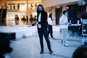 Встреча участников музыкальной резиденции с техническими специалистами Ельцин Центра — звукорежиссёрами и звукоинженерами