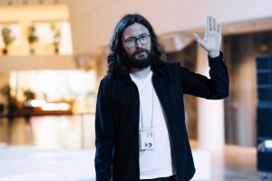 Встреча участников музыкальной резиденции с техническими специалистами Ельцин Центра — звукорежиссёрами и звукоинженерами