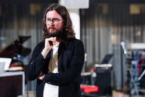 Встреча участников музыкальной резиденции с техническими специалистами Ельцин Центра — звукорежиссёрами и звукоинженерами