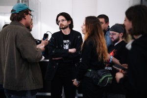 Сессия участников музыкальной резиденции и обсуждение звуковых особенностей пространства