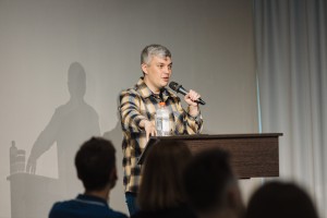 Лекция Арсения Моисеенко «Видеобум в СССР: первые видеосалоны, репертуары и борьба за монополию»