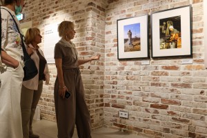 «Выходные на Никитской» Кураторская экскурсия по выставке «10 лет в Центре»