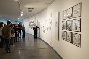 Кураторская экскурсия Алексея Веселовского по выставке «10 печатных историй»