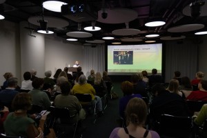 Лекция Нины Щербак «Как устроен детектив: история жанра и правила игры» в Ельцин Центре