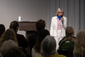 Лекция Нины Щербак «Как устроен детектив: история жанра и правила игры» в Ельцин Центре