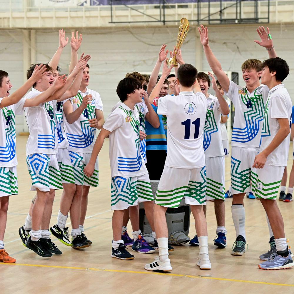 В Екатеринбурге завершился двенадцатый «Кубок Ельцина» по индорхоккею