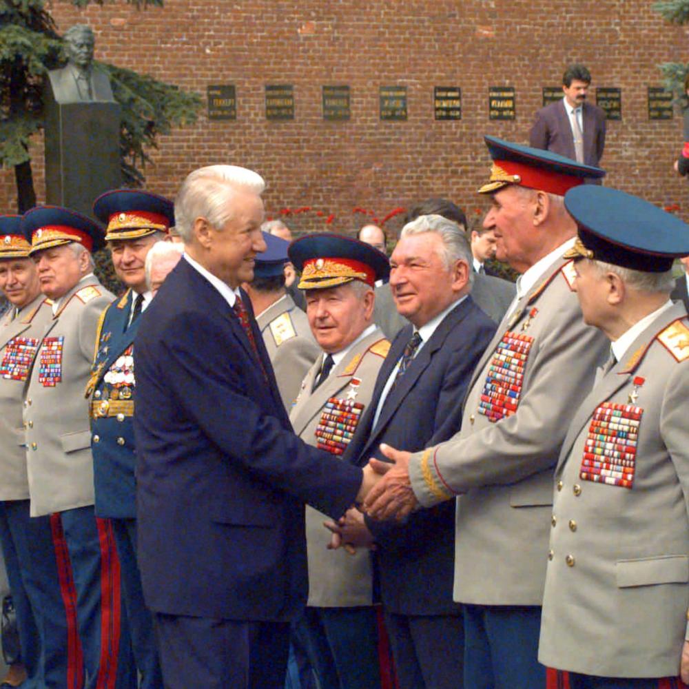 Президентский центр Ельцина поздравляет с Днём Победы