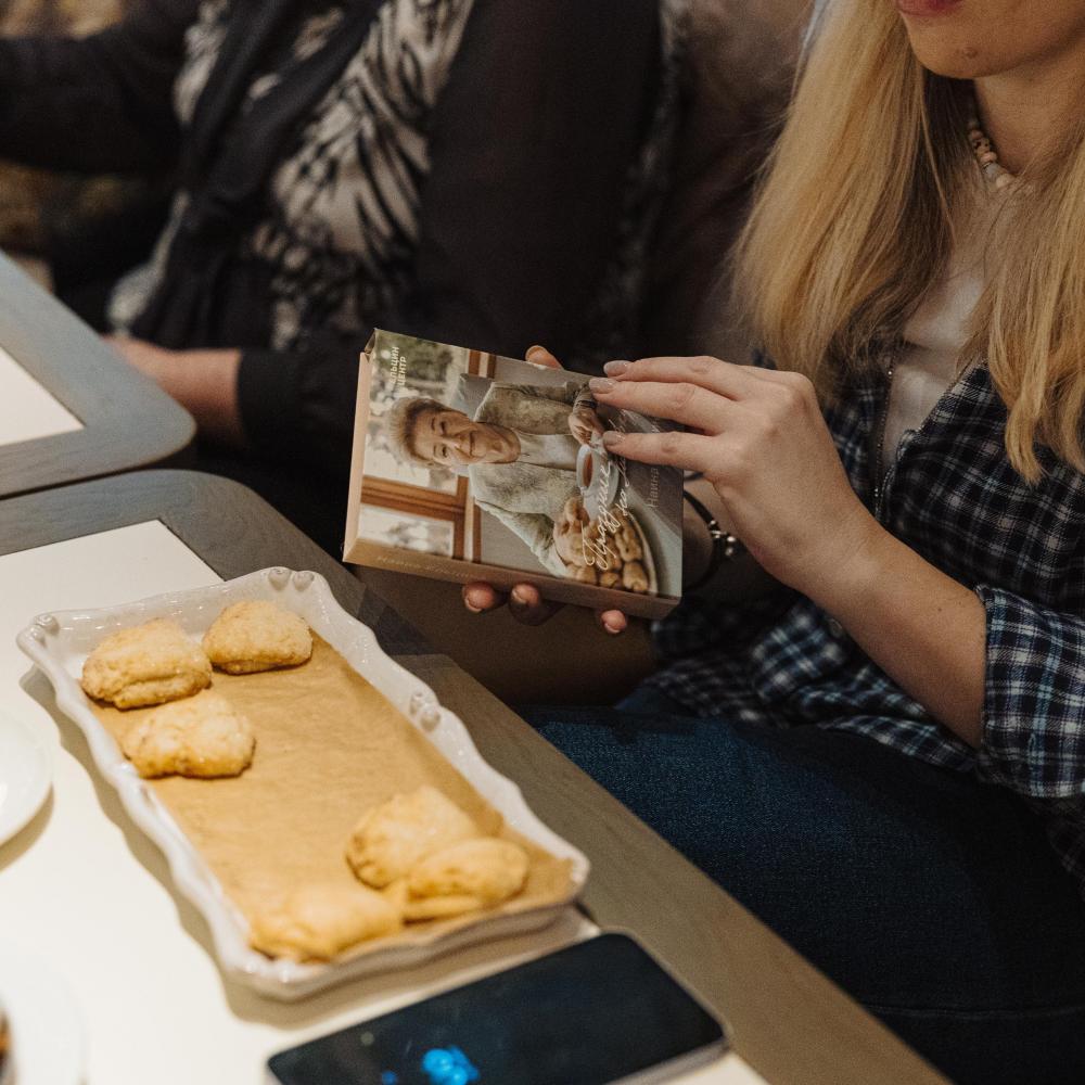 Десерт от первой леди в день её рождения