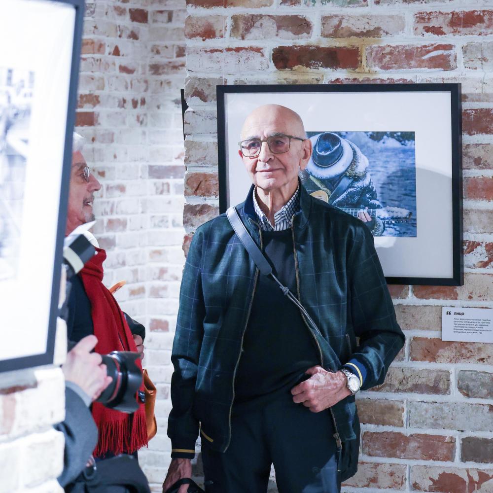 «Кадровый голод» в жанре Тофика Шахвердиева