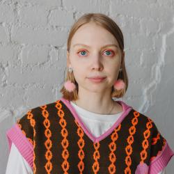 Цикл «Цвет и свет». Читаем тексты Ивана Клюна и Иоханнеса Иттена с художницей Катей Червонных