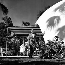 Модернизм, Inc. Beat Weekend