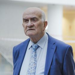 Полная версия: Евгений Ясин