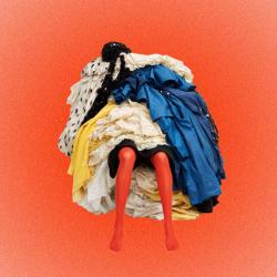 Во что одет абсурд: костюмы в фильмах Йоргоса Лантимоса