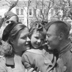 «Ещё вчера была война»